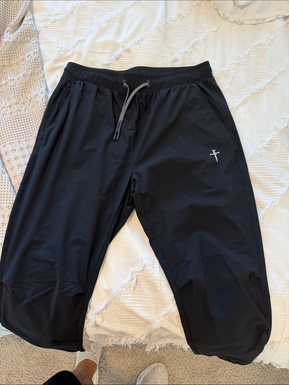 Three Nails Performance Athletic Joggers Men Size XL Black Lightweight Christian